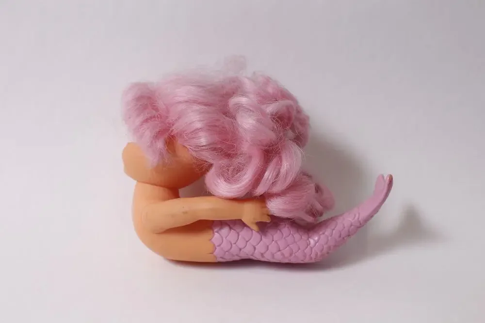 Vintage 1990s TNT Mermaid Bathtub Doll with Pink Hair and Tail ~260209-WH 964